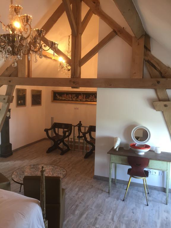 Bed & Breakfast Chateau De La Goujonnerie
